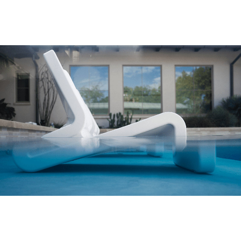 Line Outdoor Lounge Chair, Highcloud White
