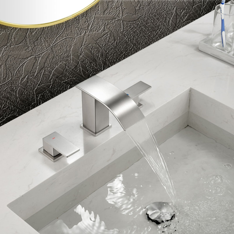 2-handle Bathroom Faucet with Drain Assembly, Brushed Nickel