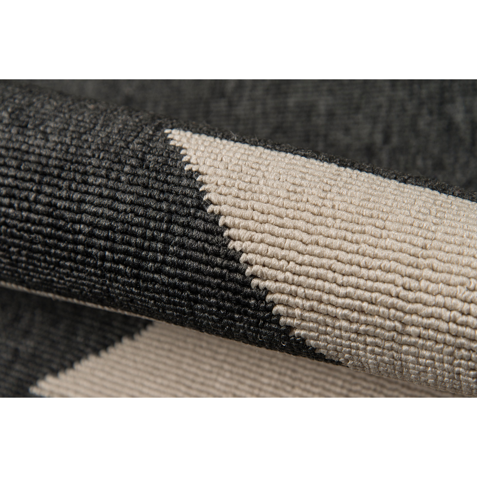 Genesis Charcoal Cream Southwestern Outdoor Rug, Rectangle 1'8" x 3'7"