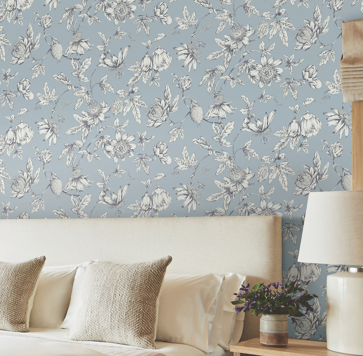 Passion Flower Toile Floral Wallpaper, Sky Blue