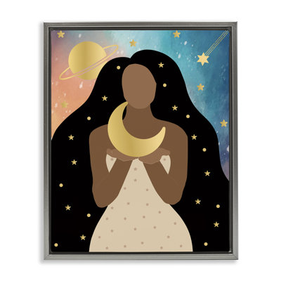 Femme tenant la lune
