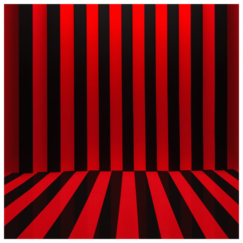 Tapis de bain rouge à rayures noires, 34in W x 21in L
