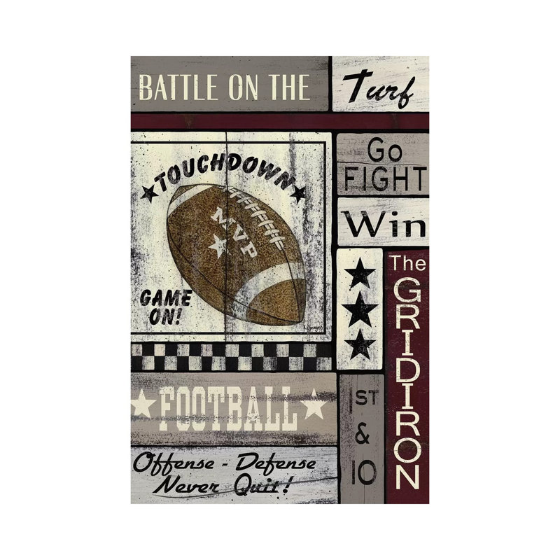 «Football Game on» par Linda Spivey - impression d'art graphique, Pas de tapis, Toile tendue, H 48 po x l 32 po x P 1,5 po