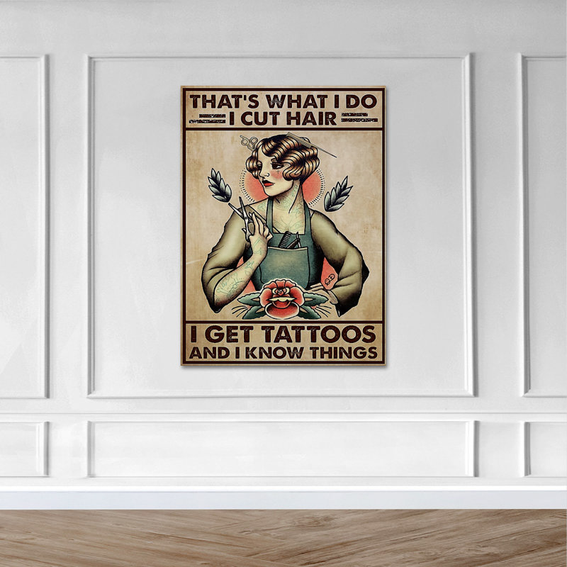 Fille tenant des ciseaux à cheveux - That What I Do I Cut, H 20 po x l 16 po x P 1,25 po