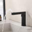 Robinet de salle de bain moderne rétractable 7,2 "avec affichage numérique de la température-129606633-137347967