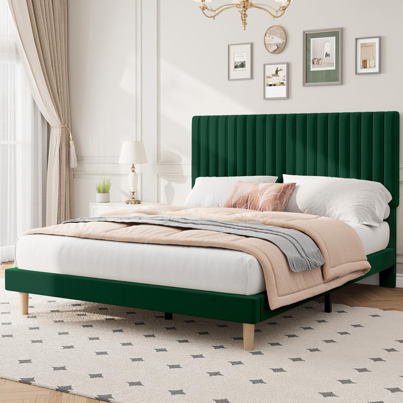 Structure de lit double avec tête de lit réglable, revêtement en velours | Structure de lit plateforme double, capitonnage à rainures verticales, lattes de bois robustes, aucun sommier requis, assemblage facile, vert