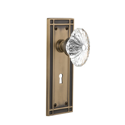 Mission Plate with Decorative Keyhole and Oval Fluted Crystal Door Knob