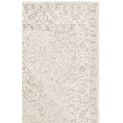 Dip Dye Hand Tufted Wool/Cotton Oriental Rug in Sage/Ivory