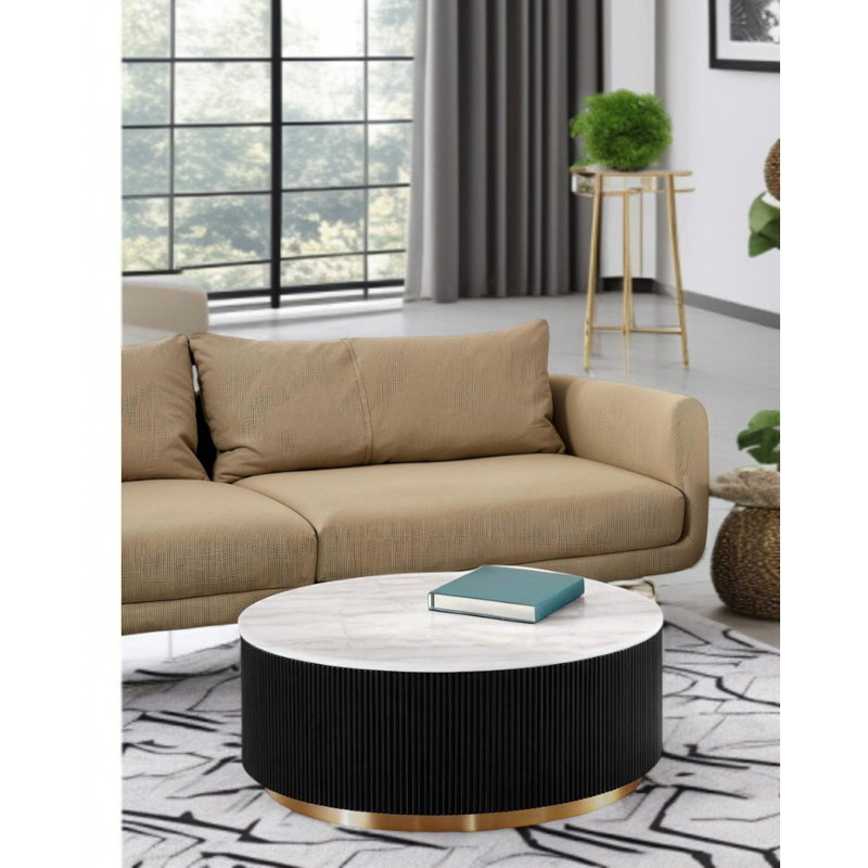 Table basse ronde avec plateau en marbre et base dorée en finition noire, blanche et dorée