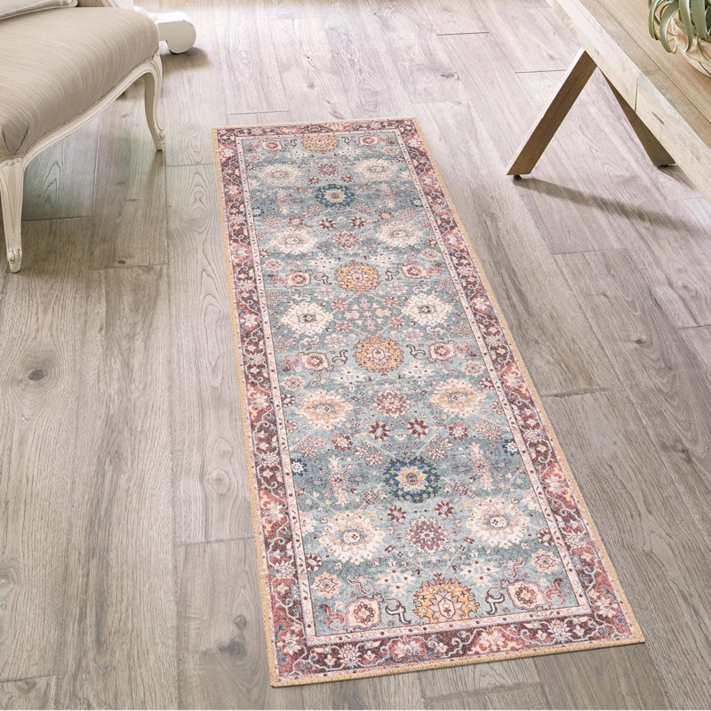 Bungalow Rose Esther Timeless Rug, Tapis de couloir 2 pi 7 po x 10 pi