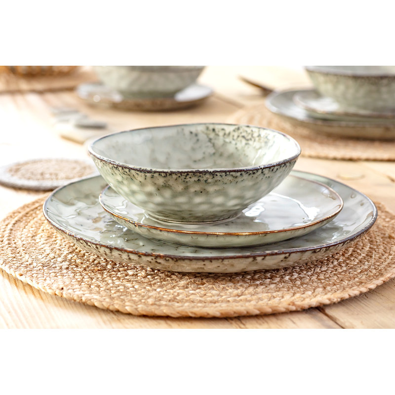 Cylburn 12 Piece Dinnerware Set, Service for 4