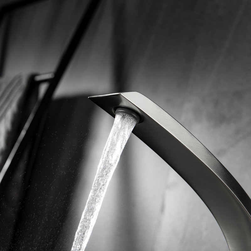Single-Hole Single-handle Bathroom Faucet, Brushed Nickel