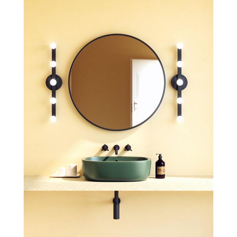 Rezz 5 - Light LED Wallchiere, Brushed Nickel