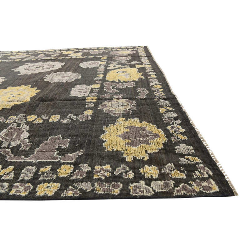 Jose Black Rug