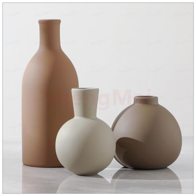 Rustic Farmhouse Ceramic Vase Set of 3, Perfect for Modern and Minimalist Home Decor with Versatile Sizing and Premium Quality