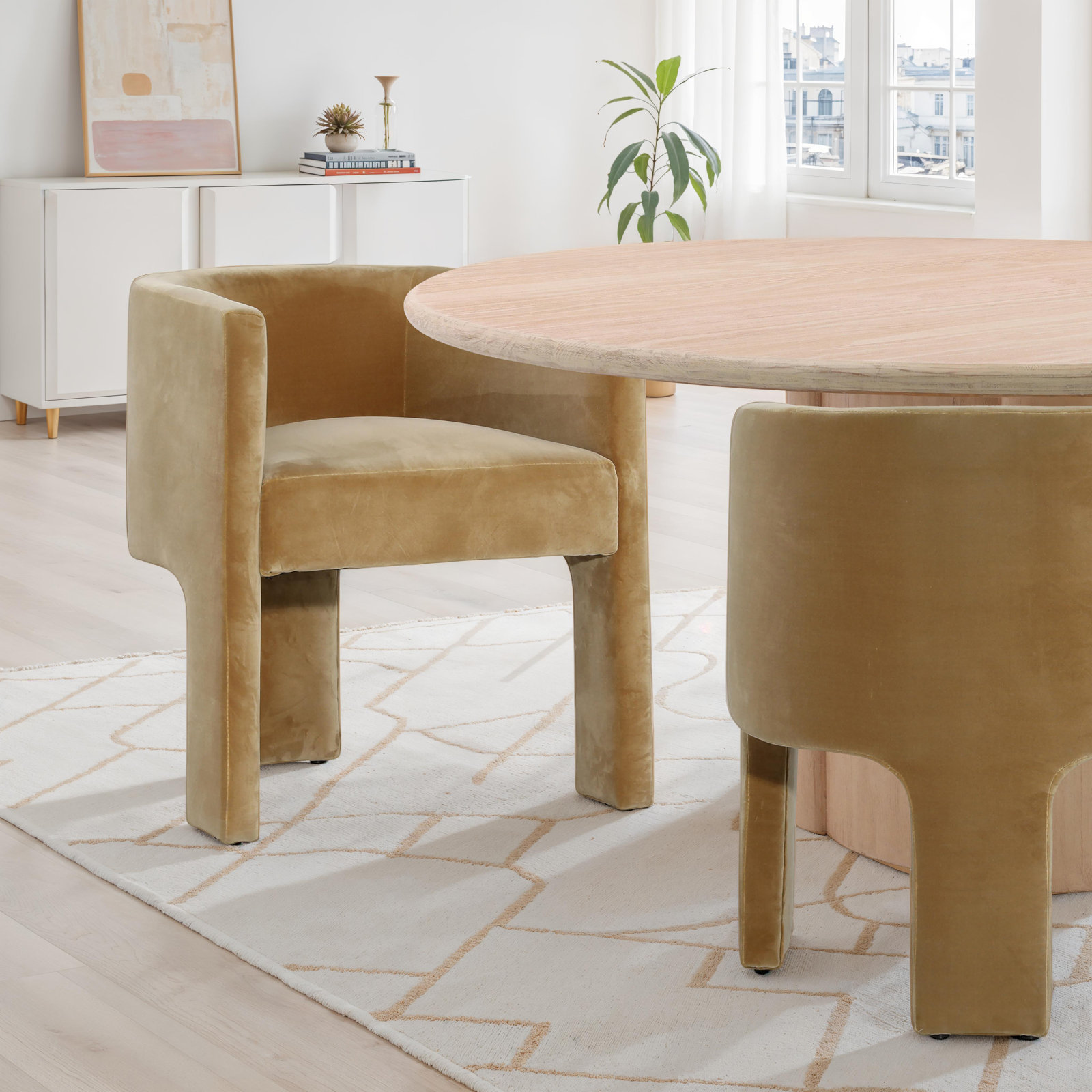 Ilonka Velvet Pine Dining Armchair