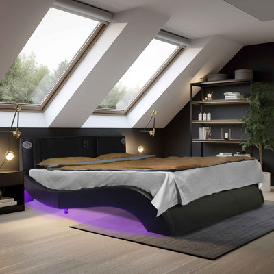 Structure de lit plateforme en similicuir rembourré avec connexion à la lumière à DEL pour jouer avec contrôle de la musique, massage, vibration, courbe, conception, courbes, support en lattes de bois