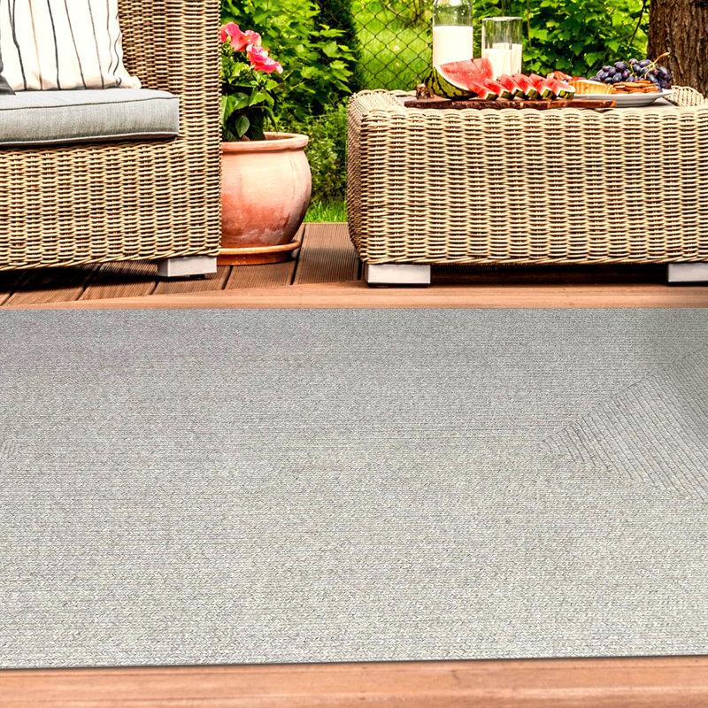 Neufeld Indoor / Outdoor Rug, Rectangle 6' x 9'