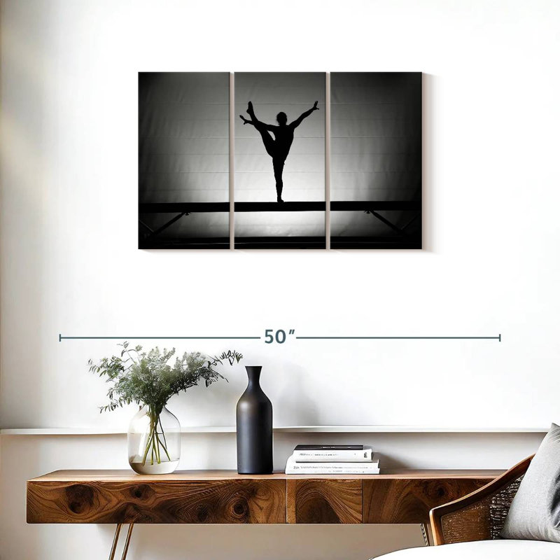 Sirci Gymnast On Beam, H 20 po x l 33 po