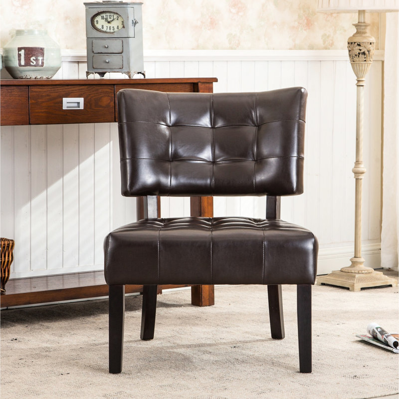 Chaise d'appoint brune surdimensionnée avec structure et assise confortable en similicuir, Brown