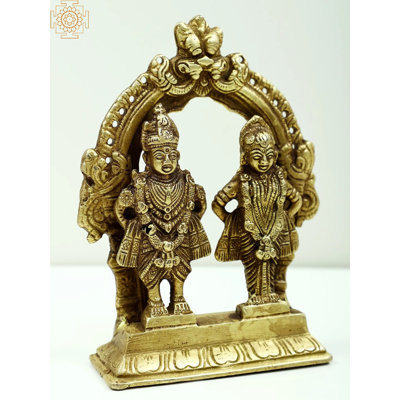 Petite statue en laiton de 6 po avec la statue de Vitthal et de la déesse Rukmini avec Kirtimukha Prabhavali