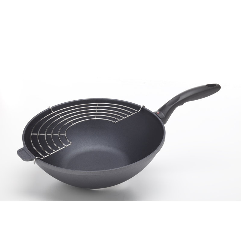 Wok with Round Bottom and Lid, 3.35" H x 11.8" W x 3.35" D