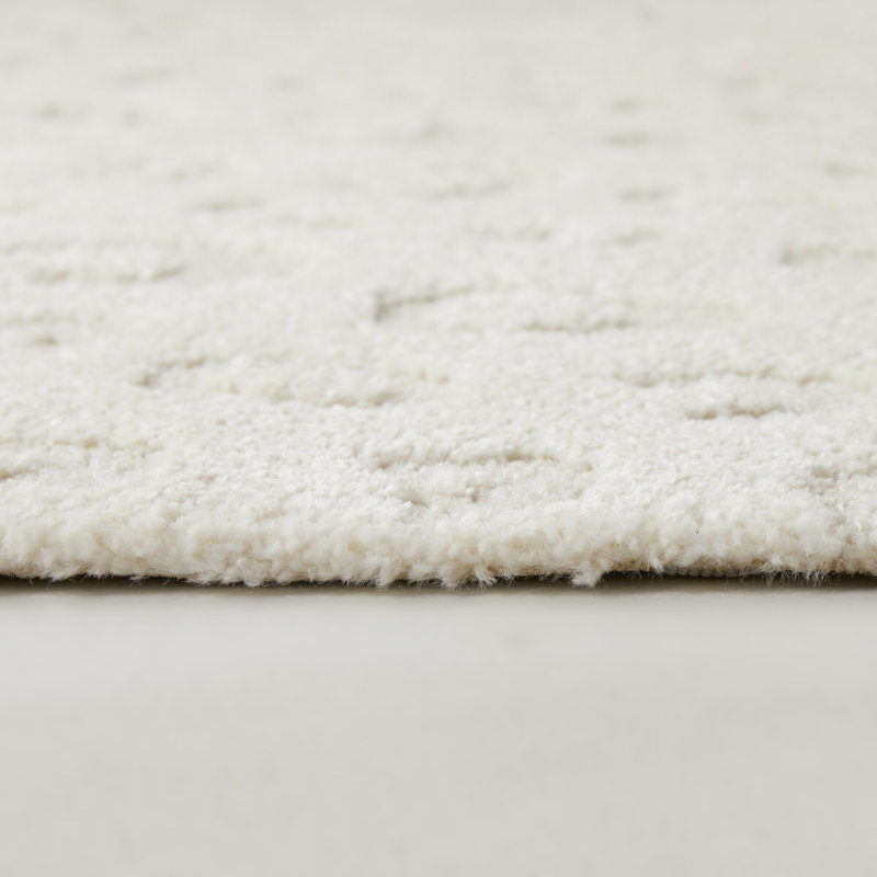 Tapis crème / beige tissé à la machine Axton, Rectangle 7 pi 10 po x 10 pi