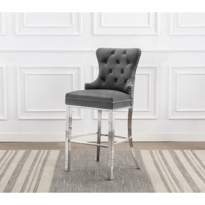 Tabouret Karahalios