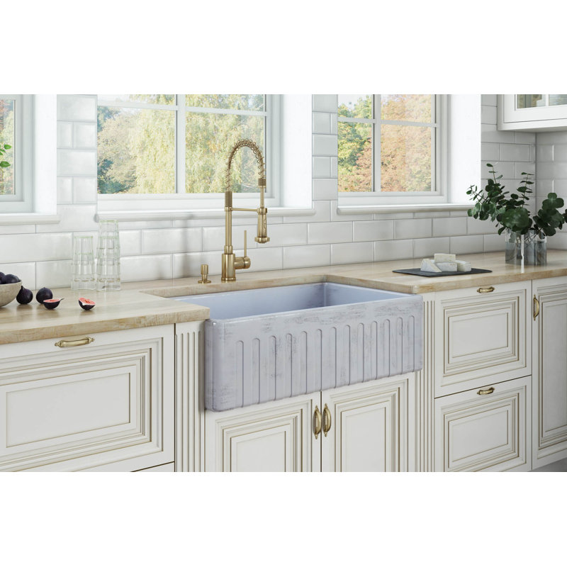 Fiamma 33" L x 20" W Farmhouse Kitchen Sink with Sink Grid and Drain Assembly, Crackled White
