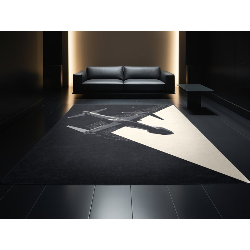 Tapis noir moelleux moelleux et moderne à motif de drones de reconnaissance Edingworth, 5 x 7