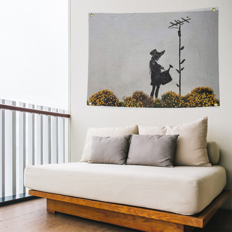Tapisserie fille en polyester, H 50 po x l 59 po x P 1 po