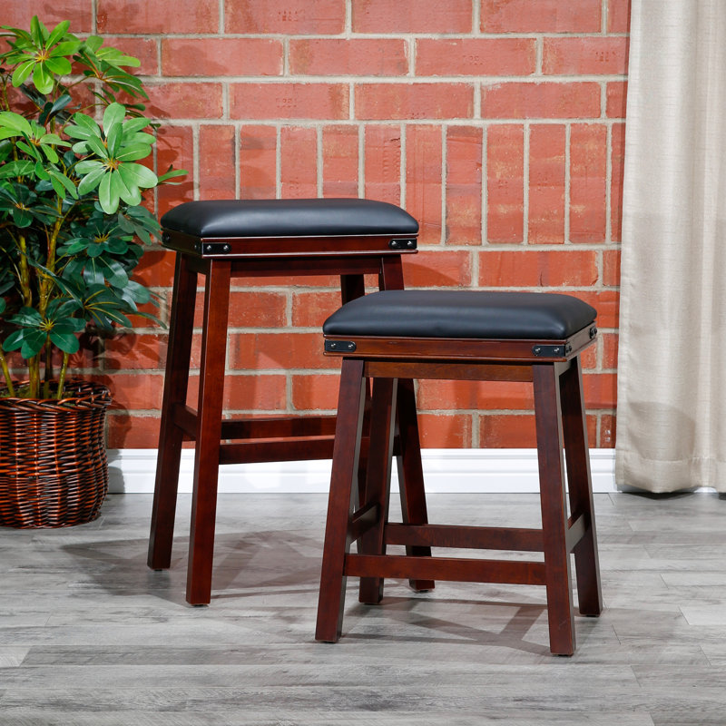 Tabouret 30 ", finition espresso, siège en cuir noir