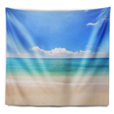 Tapisserie de polyester horizon de mer nuageux sur la plage avec accessoires suspendus inclus