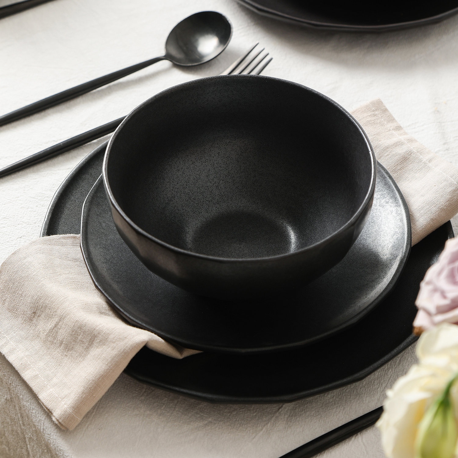 Stone Lain Rio 24-Piece Dinnerware Set Stoneware, Black