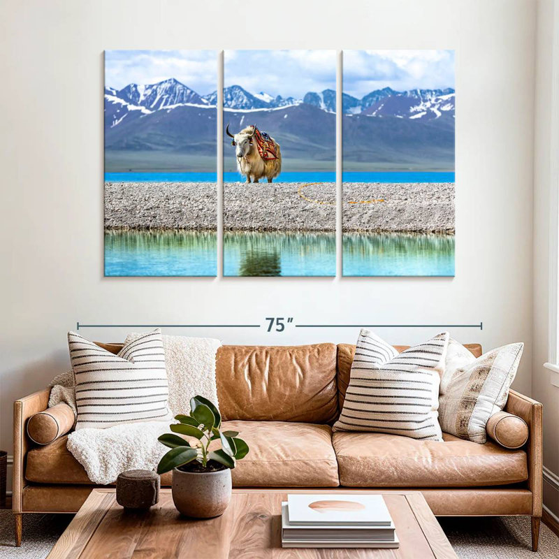 Yak dans le lac Namtso