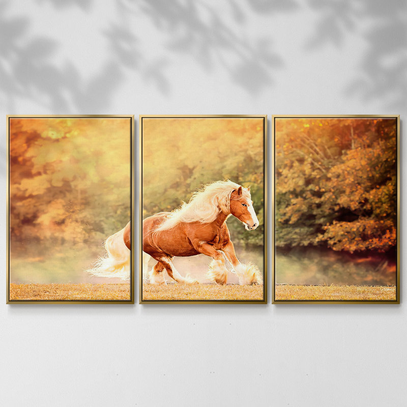 3 pièces Horse Motion II, H 24 po x l 48 po x P 2 po, Or