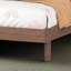 Structure de lit plateforme moderne en noyer flottant
