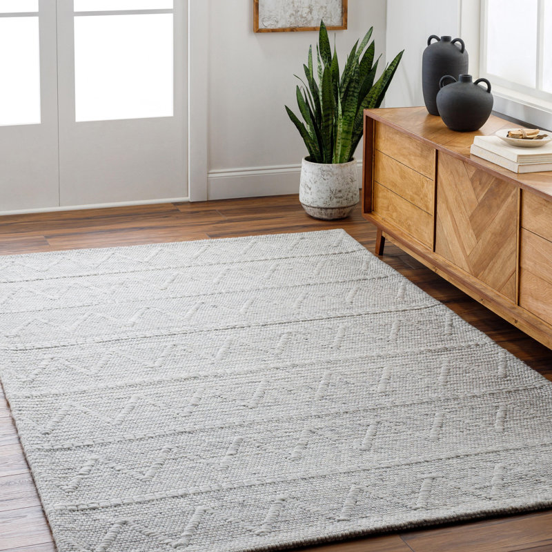 Rectangle Rozalinta Chevron Polyester/Wool Area Rug in Gray, Rectangle 2' x 3'