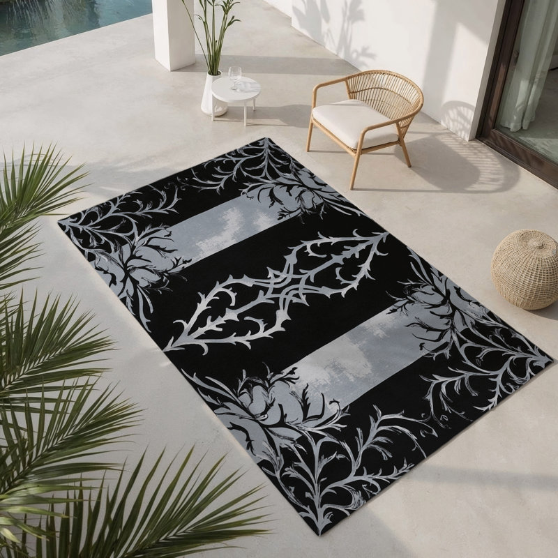 Black Dahlia Indoor And Outdoor Area Rug, Rectangle 5' x 7'