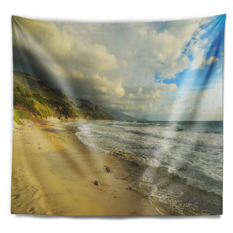 Waves meet sand tapestry Landscape, H 32 po x l 39 po