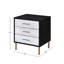 Table de chevet 3 tiroirs avec pieds et façade en métal pour décor de chambre à coucher de style panneau de particules