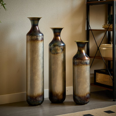Ensemble de 3 vases en métal forgés à la main
