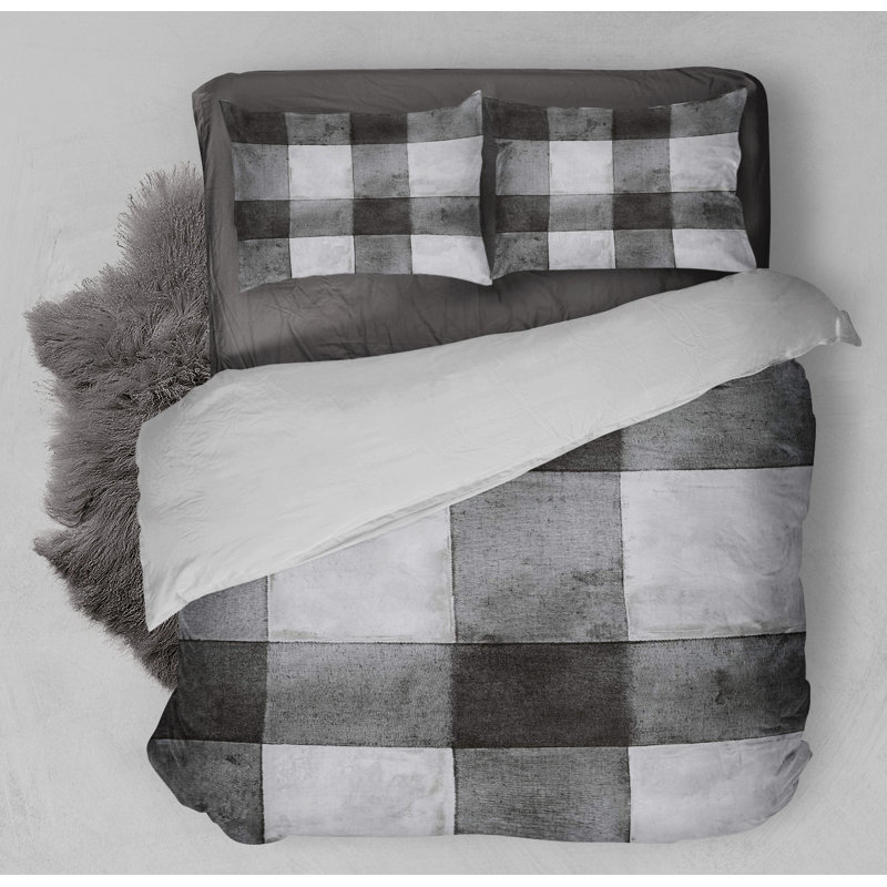 Channel Plaid Comforter, King Comforter + 2 King Pillowcases