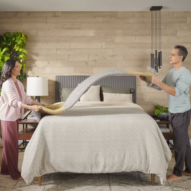 Stearns & Foster Lux Estate 13.5" Firm Tight Top Mattress, Queen