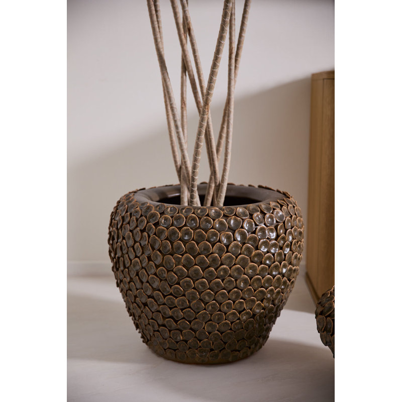 Jazi Nazim Planter, 23" x 18.5"