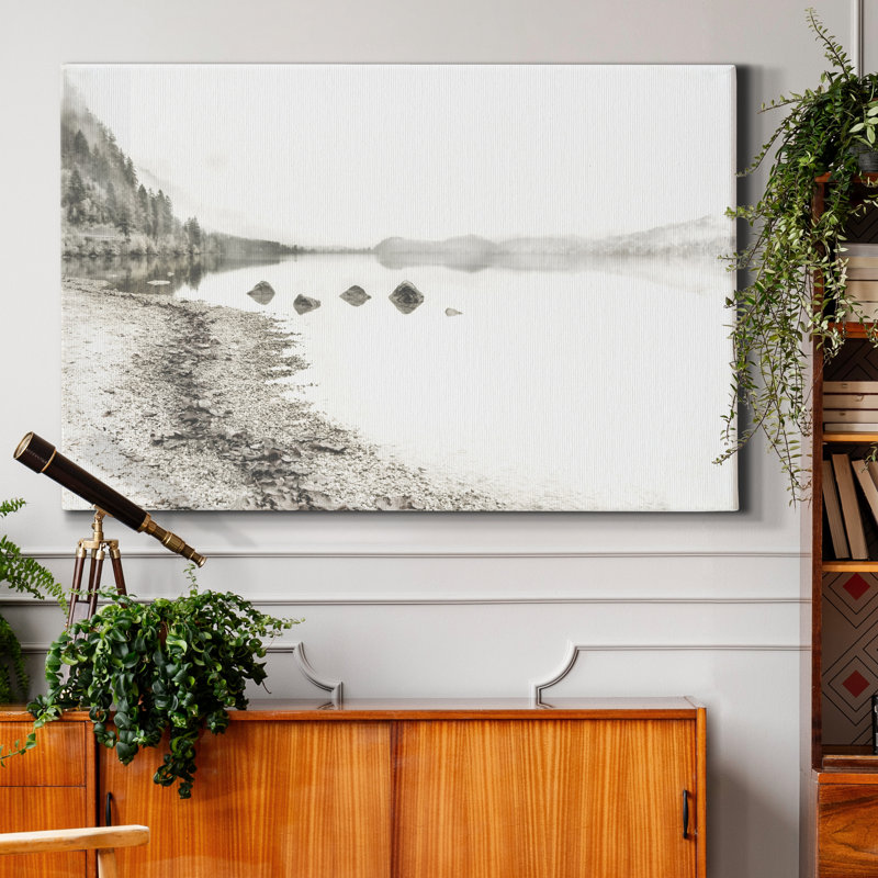 Taupe Lake Walk - reproduction de photo sur toile tendue, H 12 po x l 8 po x P 1 po