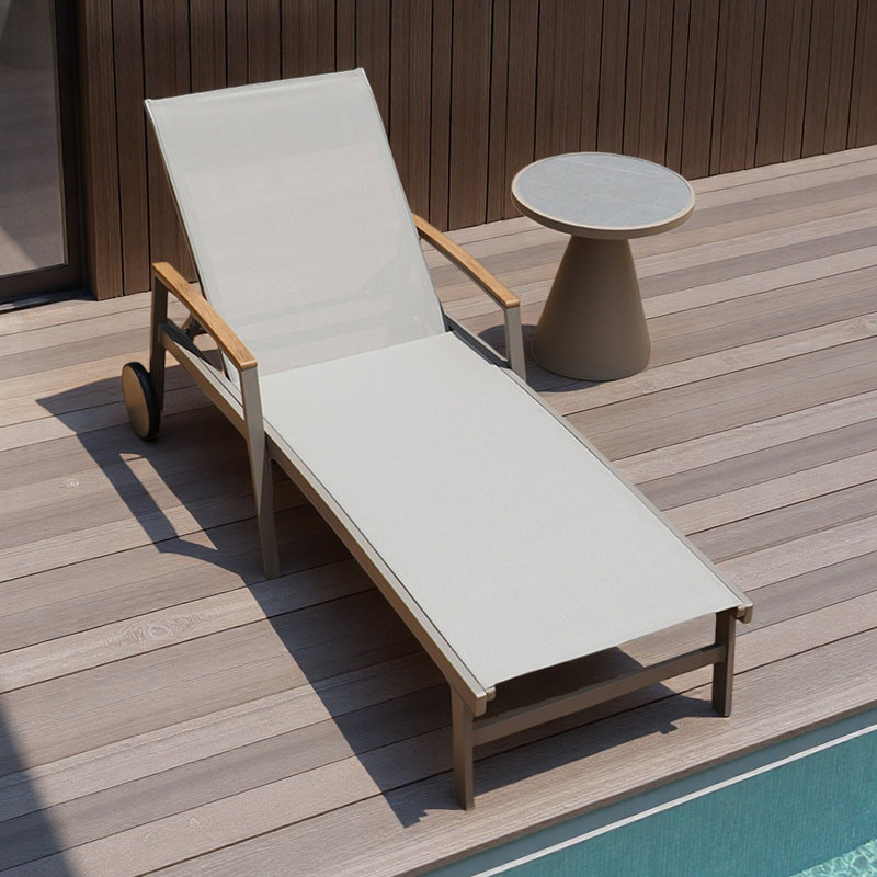 Chaise longue pour l'extérieur, Brun