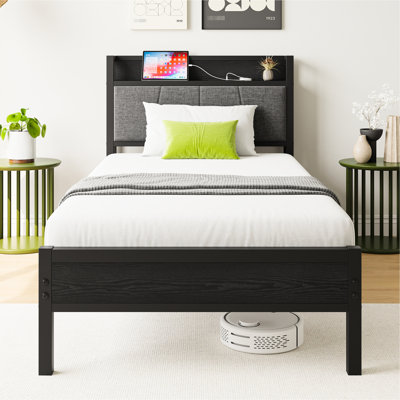 Lit simple avec structure solide et stable, tête de lit avec rangement - aucun sommier nécessaire, tablette facile à nettoyer