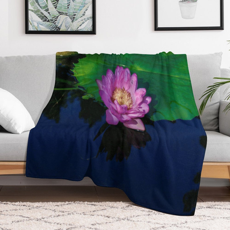 Jeté en flanelle rose Water Lily, 40 po x 50 po