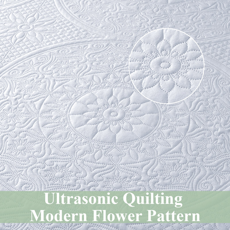 Floral Embossed Quilted Bedspread Set, Oversized and Lightweight Bedding Set with Pillow Shams, White